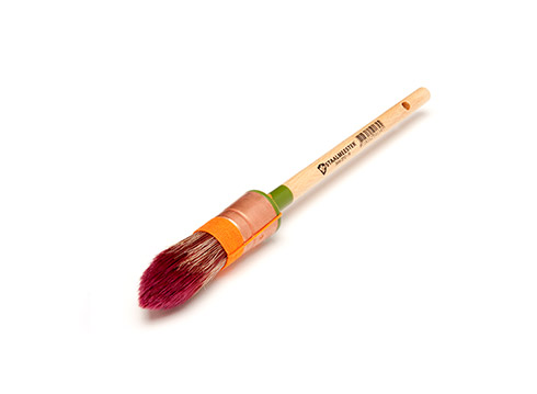 Staalmeester pointed round brush perfect for painting.